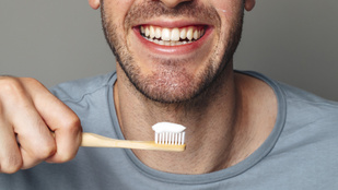 Ezeket a fogkrémeket kerülje, ha nem akarja tönkretenni a fogait