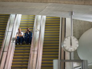 Berezelt a kormány, hogy késik a 4-es metró