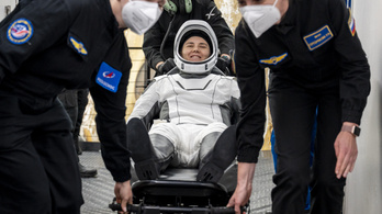 Öt hónapot töltöttek az űrben, visszatértek a Földre a NASA asztronautái