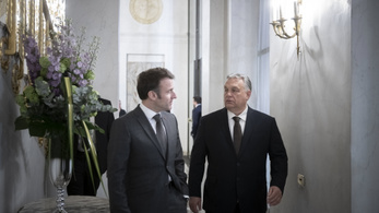 Kiderült, mire hívta fel Orbán Viktor figyelmét Emmanuel Macron