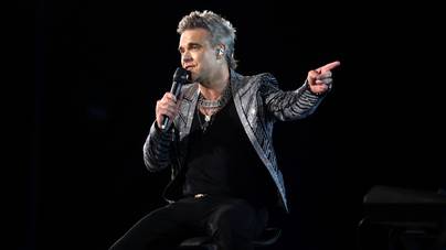 Robbie Williams rajongója igen szerencsés: másodszor választotta ki budapesti koncerten őt az énekes.