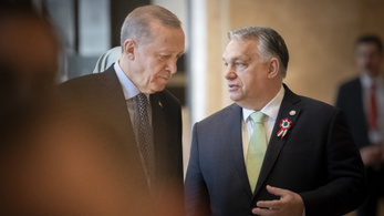 Orbán Viktor: Európa háborús pszichózisban szenved, Magyarország nehéz helyzet előtt áll