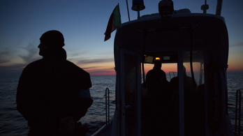 Az EU meghosszabbítja a Frontex megbízatását Szerbiában