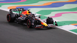 Verstappen a 15. helyről vág neki a Szaúdi Nagydíjnak - A Formula–1-es Szaúdi Nagydíj körről körre
