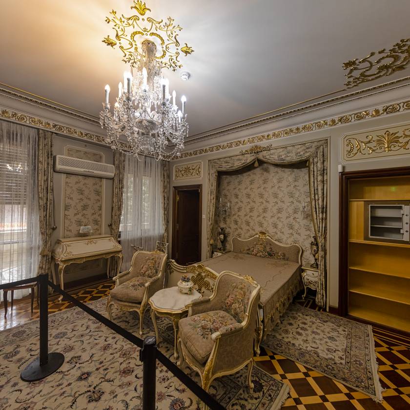 Leírhatatlan luxusban élt Ceaușescu, miközben népe nyomorgott: diktátorok híres palotáit mutatjuk