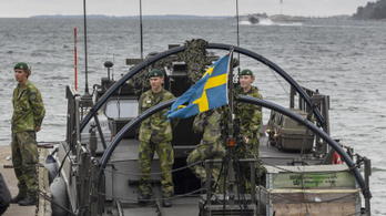 Nyílt levélben követelik az egykori miniszterek a svéd és finn NATO-csatlakozást a kormánytól