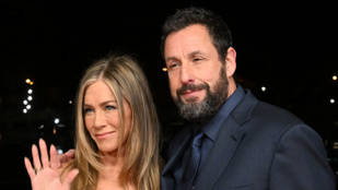 Jennifer Aniston és Adam Sandler Párizsban romantikázott
