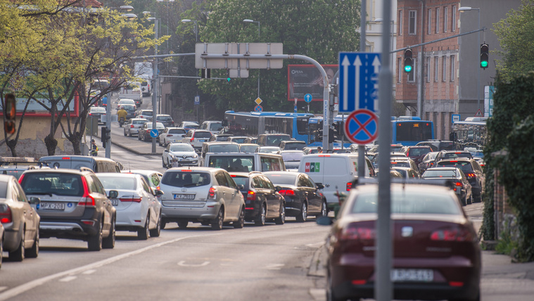 A TomTom statisztikái szerint javult a budapesti autós közlekedés