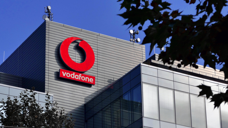 Közel egymilliárd forintra büntették a Vodafone-t