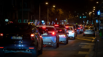 A főváros elégedetlen a parkolásból befolyó pénzzel, többet akar