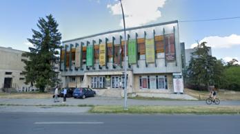 A nézők mentették meg a bezárástól a Pécsi Harmadik Színházat