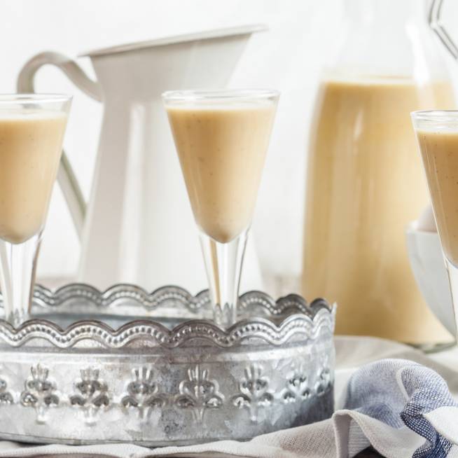 Krémes, házi tojáslikőr tejszínnel: tökéletes vendégváró ital