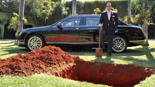 Magával temeti Bentley-jét egy üzletember