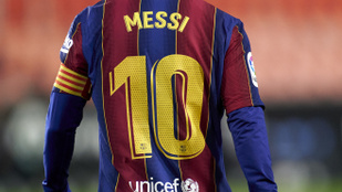 Megható jelenet: Messi nevét skandálták a Barcelona-szurkolók