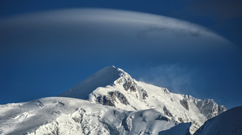 Súlyos lavinabaleset történt a francia Alpokban, legalább négy ember meghalt