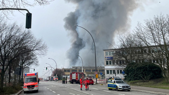 A rendőrség közölte: nem jelent veszélyt a Németországban keringő füstfelhő
