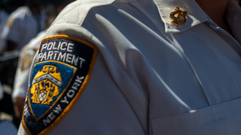 Brutálisan összeverték egymást a New York-i rendőrök és tűzoltók