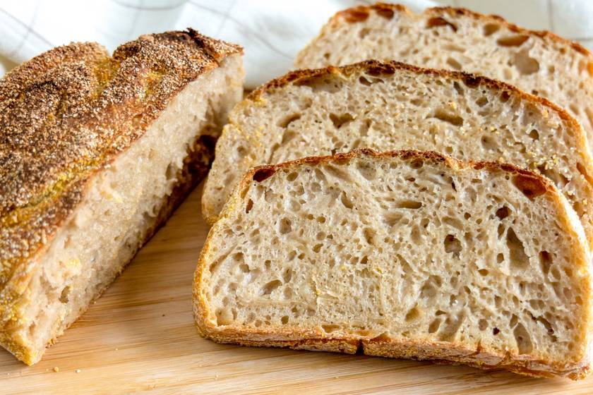 Ropogós kenyér dagasztás nélkül: alig van vele munka
