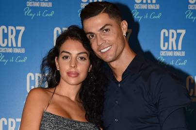 Cristiano Ronaldo emiatt dühös a párjára: kapcsolatuk válságáról pletykálnak