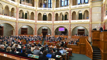 A Büntető törvénykönyv módosítását javasolja a Fidesz két kategóriában is
