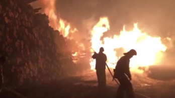 Hatalmas tűz pusztított Oroszországban