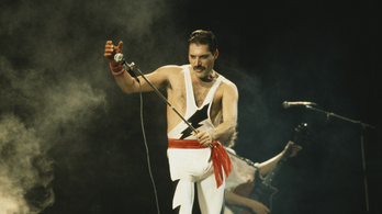 Freddie Mercury hagyatékának darabjait állítják ki és árverezik el Londonban