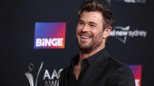 Chris Hemsworth egy új Transformers-filmben kapott szerepet, JLo bűbájos fotót posztolt