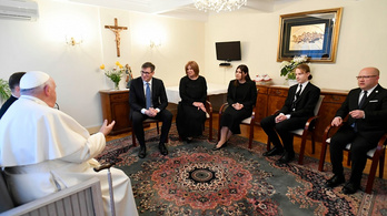 Karácsony Gergely családjával is találkozott Ferenc pápa