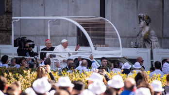 Erdő Péter: Valamennyi érintett számára nagy élmény volt Ferenc pápa ittléte