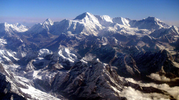 Meghalt egy hegymászó a Mount Everesten