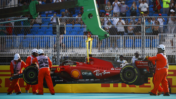 Leclerc megtörte a Ferrarit, Verstappen behúzta a második edzést Miamiban