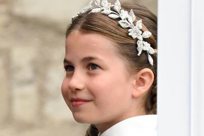 Charlotte hercegnő összeöltözött Katalinnal: Vilmosék gyerekei ilyen imádni valóak voltak a koronázáson