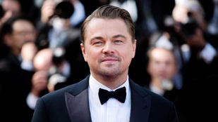 Hiába igyekezett elbújni a lesifotósok elől Leonardo DiCaprio, végül megtalálták