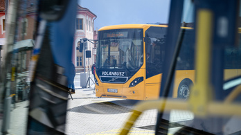 Három új autóbusz állt forgalomba Jász-Nagykun-Szolnok vármegyében