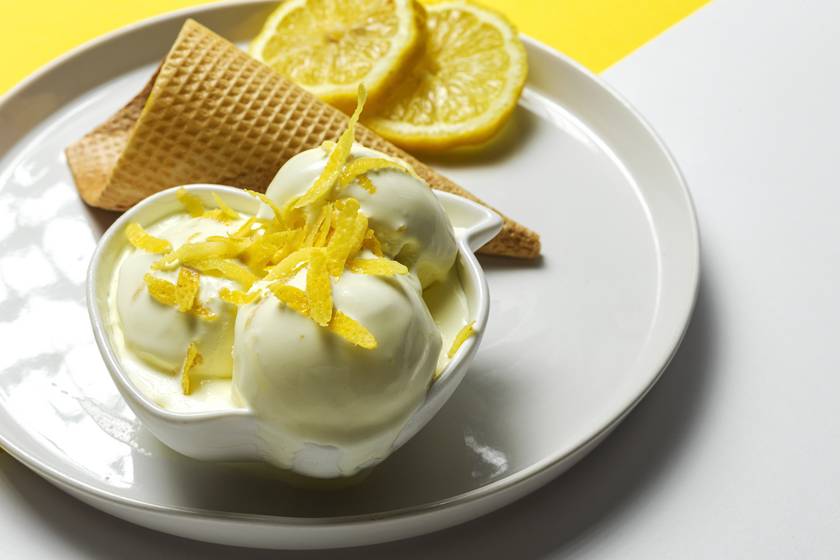 Házi citromos-joghurtos fagyi: gép nélkül készül