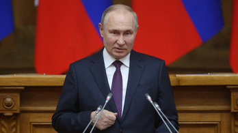 Timothy Snyder: Vlagyimir Putyin számára az ukrajnai háború elvesztése is győzelemmel ér fel