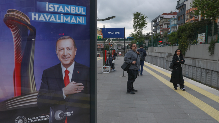 Törökország megtalálta önmagát, ez a nap csak Erdogannak sorsdöntő