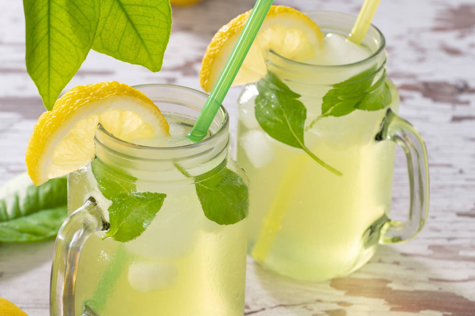 Bazsalikomos-limonade