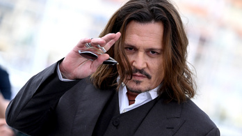 Johnny Depp visszatért, perceken át tapsoltak neki a cannes-i filmfesztiválon