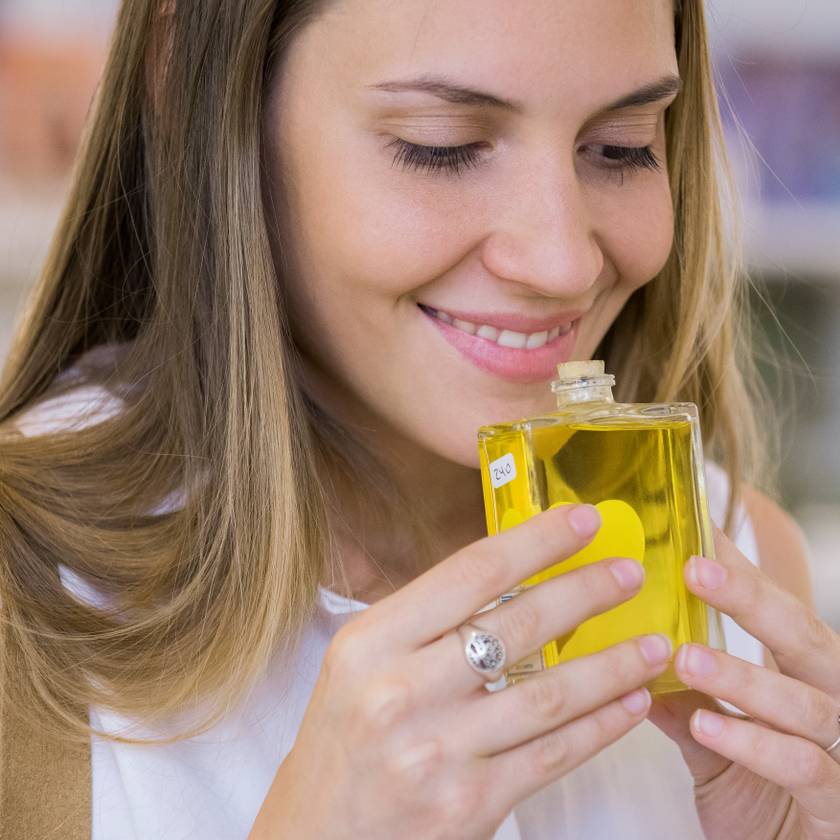 Ez a világ kedvenc illata a kutatás szerint - Sok parfümben megtalálható