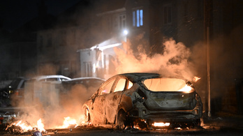 Utcai zavargások törtek ki a tragikus autóbaleset után Cardiffban