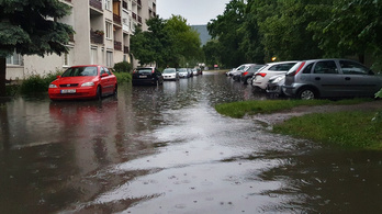 Komoly pusztítást végzett a kedd esti vihar Magyarországon
