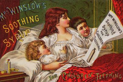 Így reklámozták a fogzást könnyítő morfiumszirupot - Sok baba halt bele Mrs. Winslow csodaszerébe