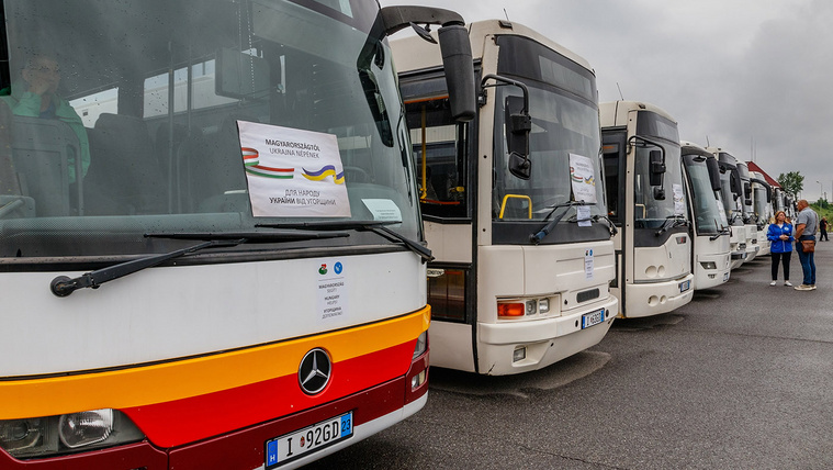 Autóbuszokat adományozott a Volánbusz Ukrajnának