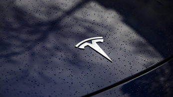 A Tesla valami nagyra készülhet Spanyolországban