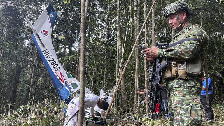 Így élhettek túl 40 napot a gyerekek a kolumbiai dzsungelben
