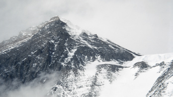 Az Everest magasságát sem mérőszalaggal határozták meg