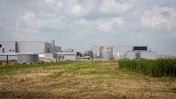 Rákkeltő anyaggal találkozhatnak a dolgozók az iváncsai akkumulátorgyárban