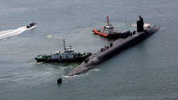 A világ egyik legnagyobb tengeralattjárója érkezett Dél-Koreába