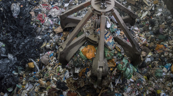 Tisztázott egy részletet a hulladék-újrahasznosítási díjról a versenyhivatal